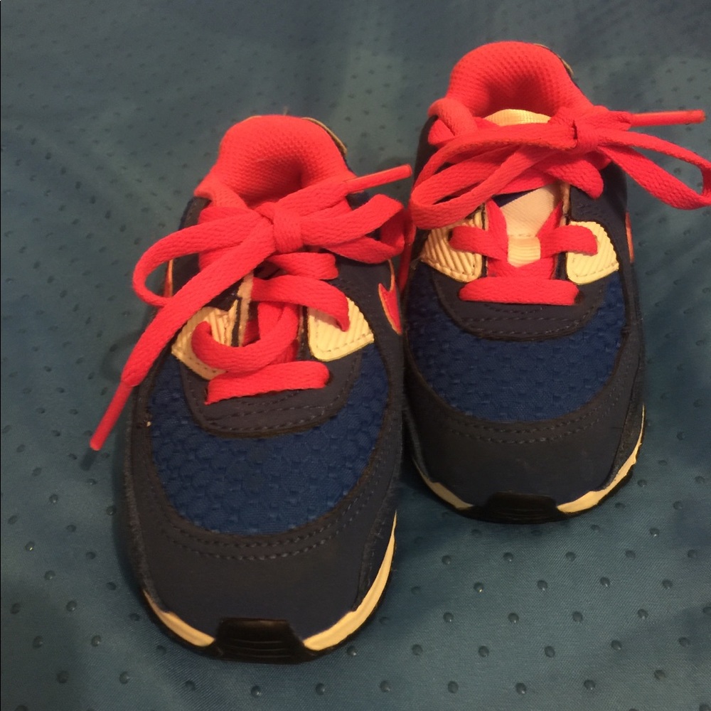 Toddler Nike Air Max size 5c